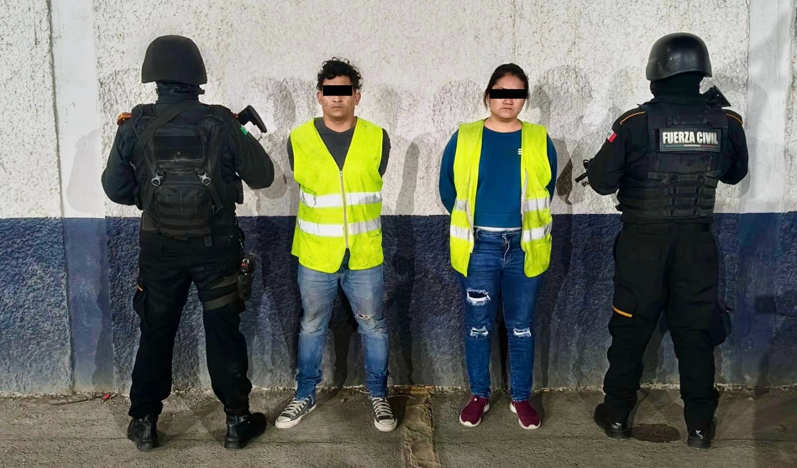 ARRESTAN A PAREJA CON ARMAS Y DROGAS - Vector Norte