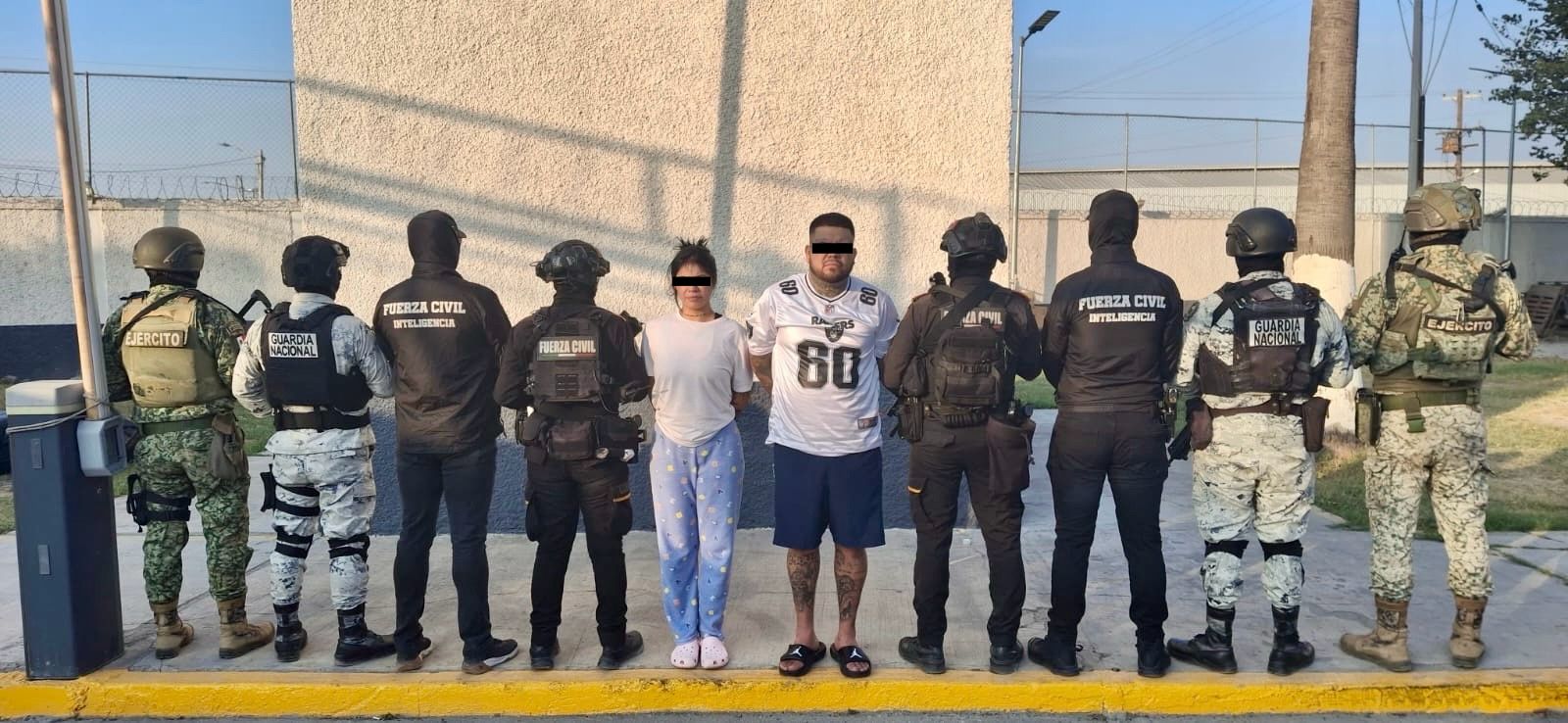 CAPTURAN A PAREJA GENERADORA DE VIOLENCIA CON ARMAS Y DROGAS - Vector Norte